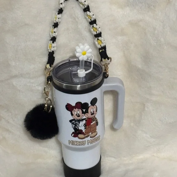 Mickey Mouse Travel Mug with Keychain - Picture 2 of 2